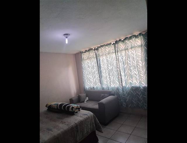 3 BEDROOM APARTMENT FOR SALE IN SUNNYSIDE